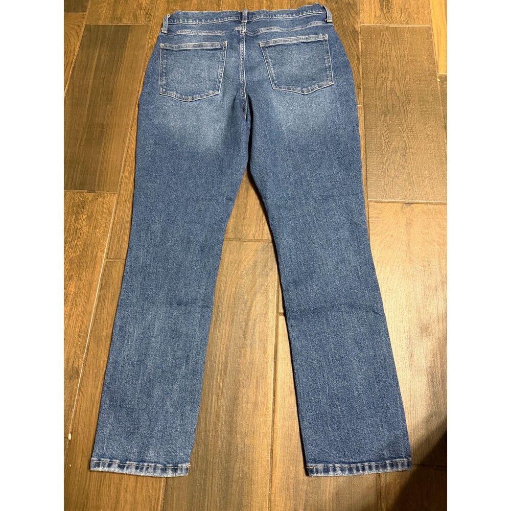Arizona Jeans Distressed Front